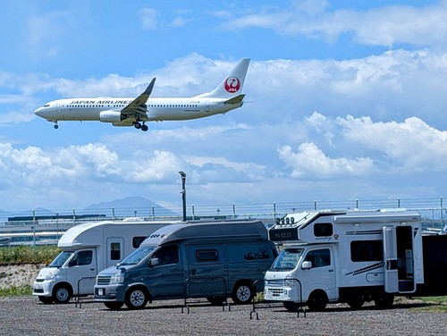 RVパーク 旅する車 新千歳空港BASE写真