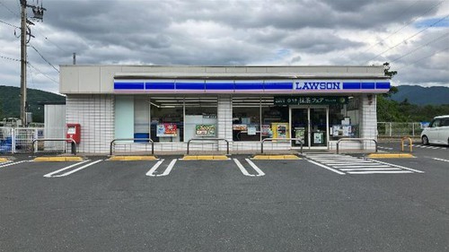 コンビニRVパーク ローソン秩父下寺尾(ちちぶしもてらお)店写真