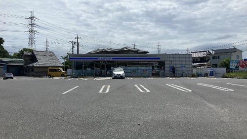 コンビニRVパーク ローソン狭山上奥富(さやまかみおくとみ)店写真