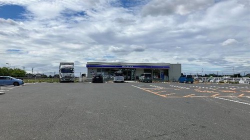 コンビニRVパーク ローソン川越鴨田(かわごえかもだ)店写真