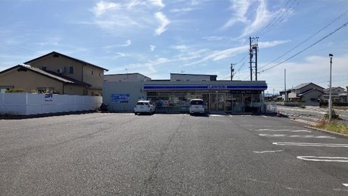 コンビニRVパーク ローソン焼津小川(やいずこがわ)店写真