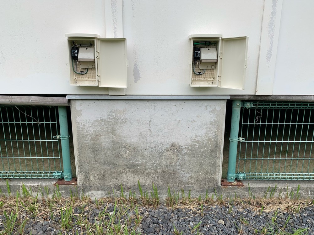 電源