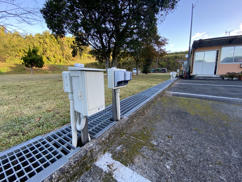電源