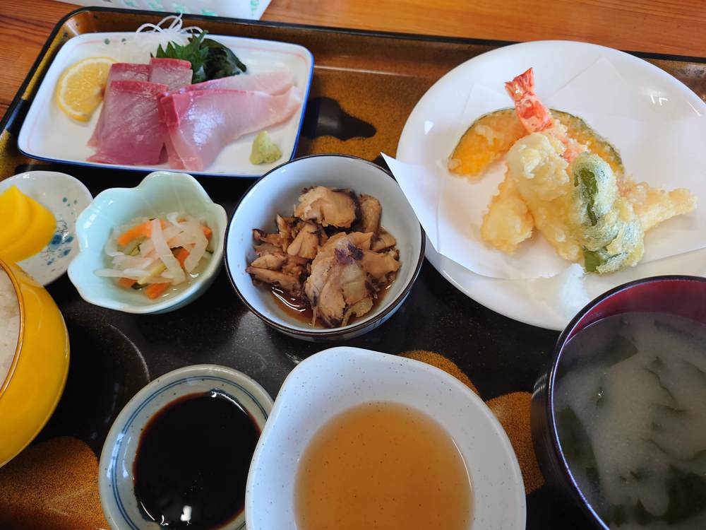 レストラン