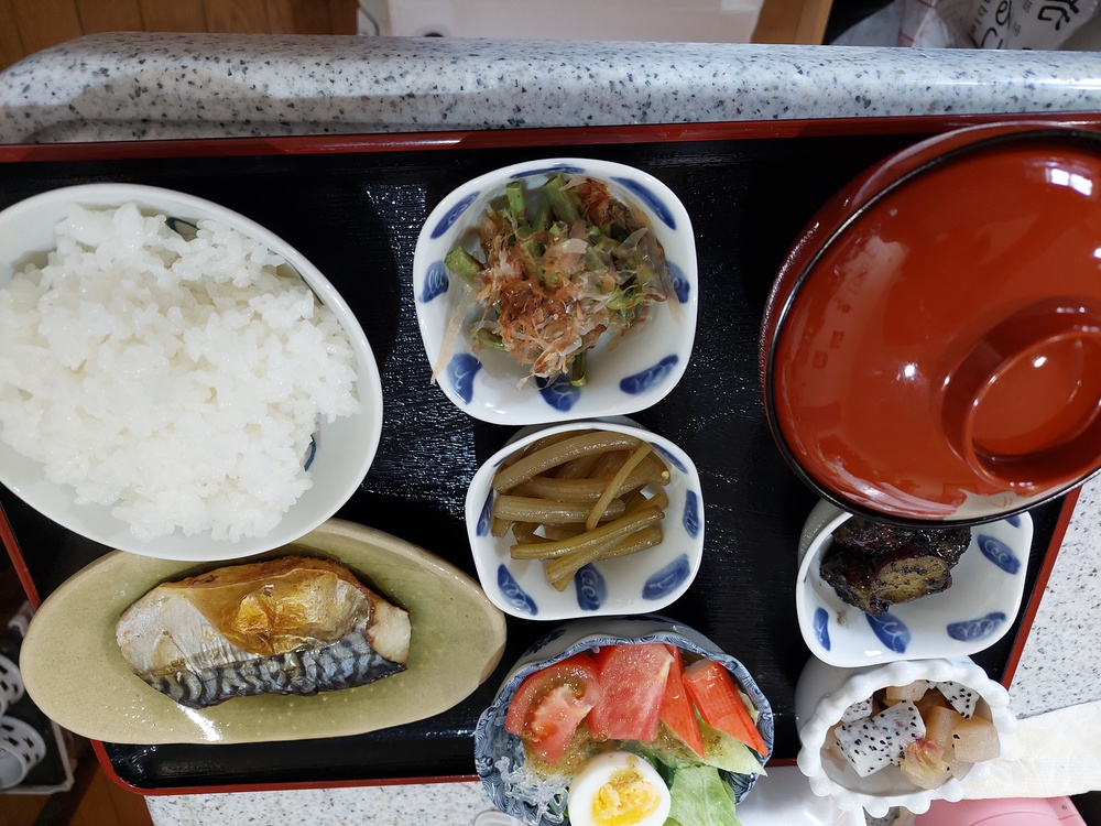 朝食