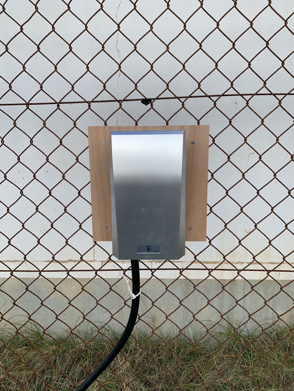 電源