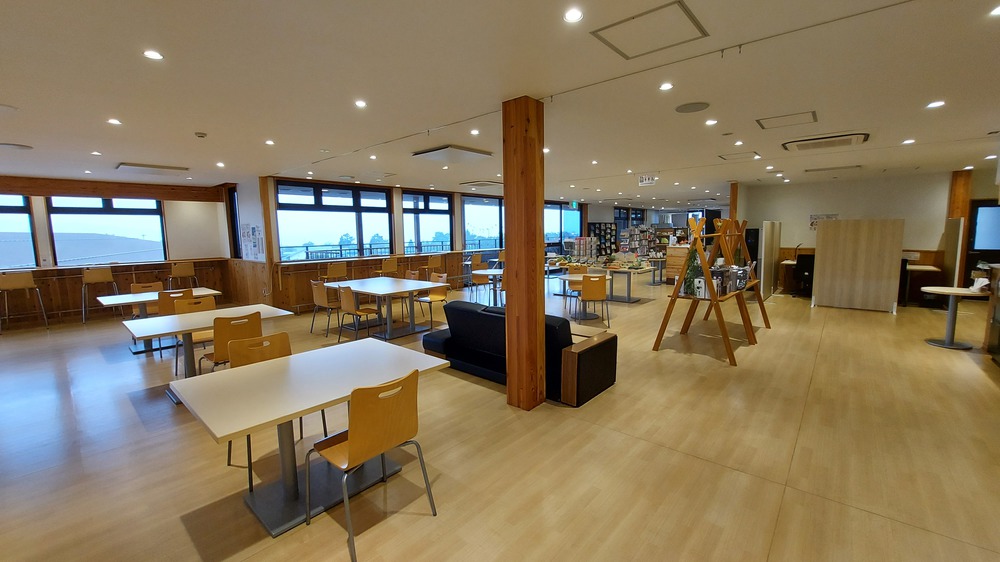 館内