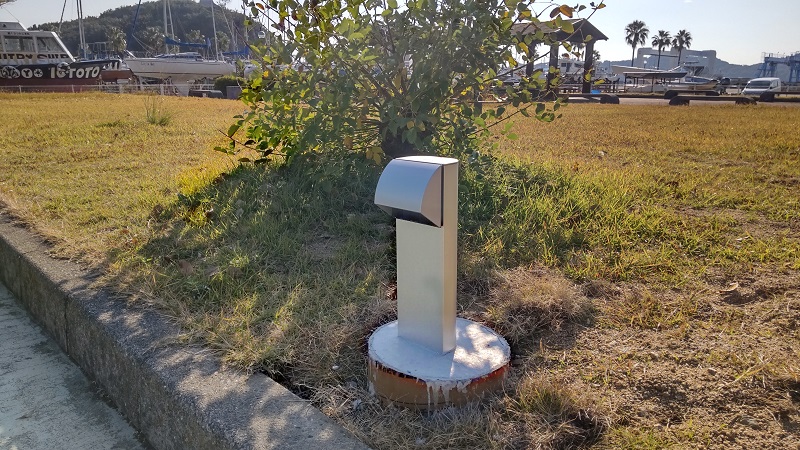 電源