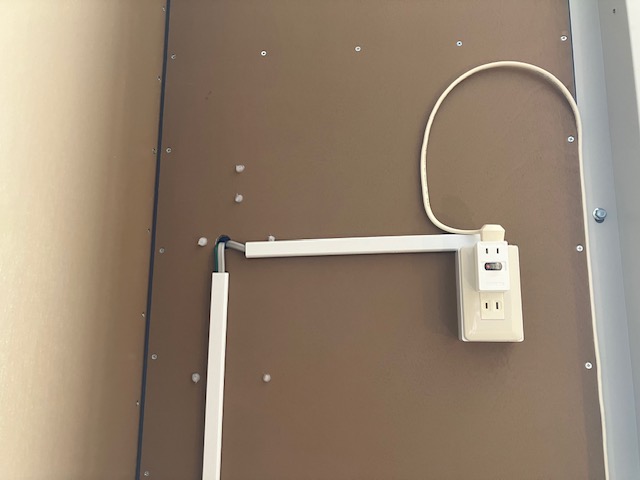 電源