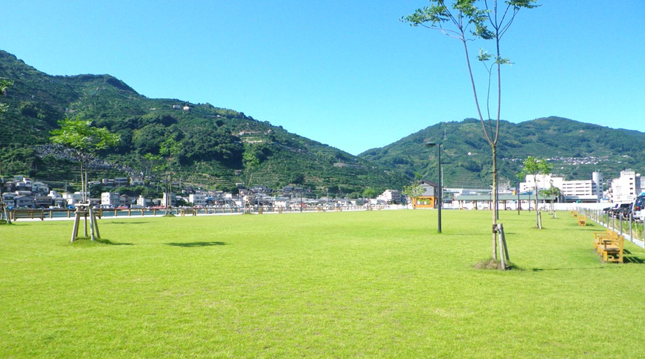 施設