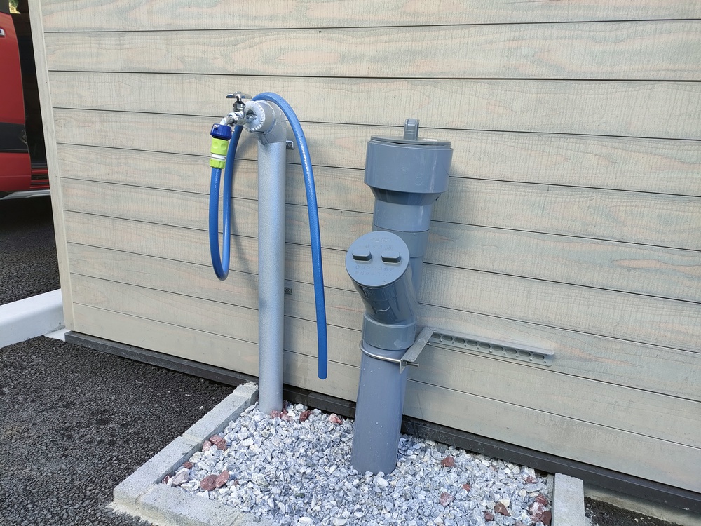 ダンプステーション