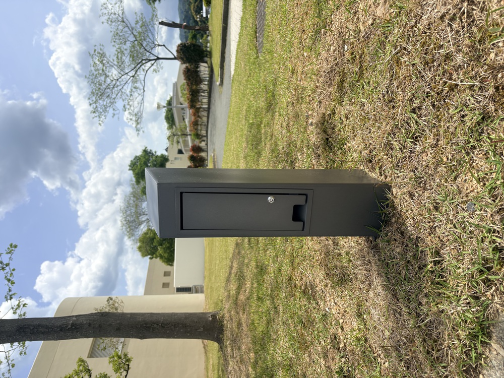 電源