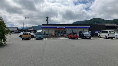 コンビニRVパーク ローソン高山丹生川町(たかやまにゅうかわちょう)店写真