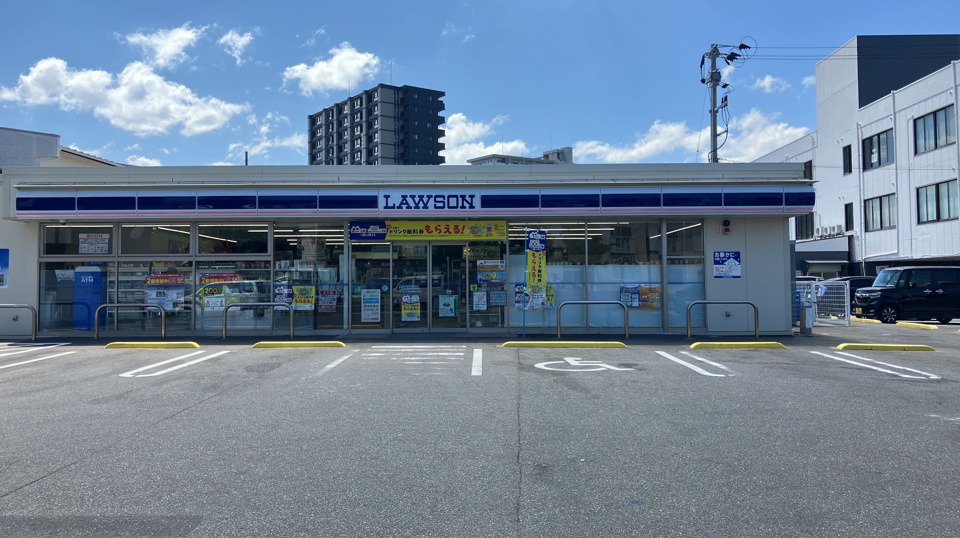 コンビニRVパーク ローソン　唐津東城内（からつひがしじょうない）店写真