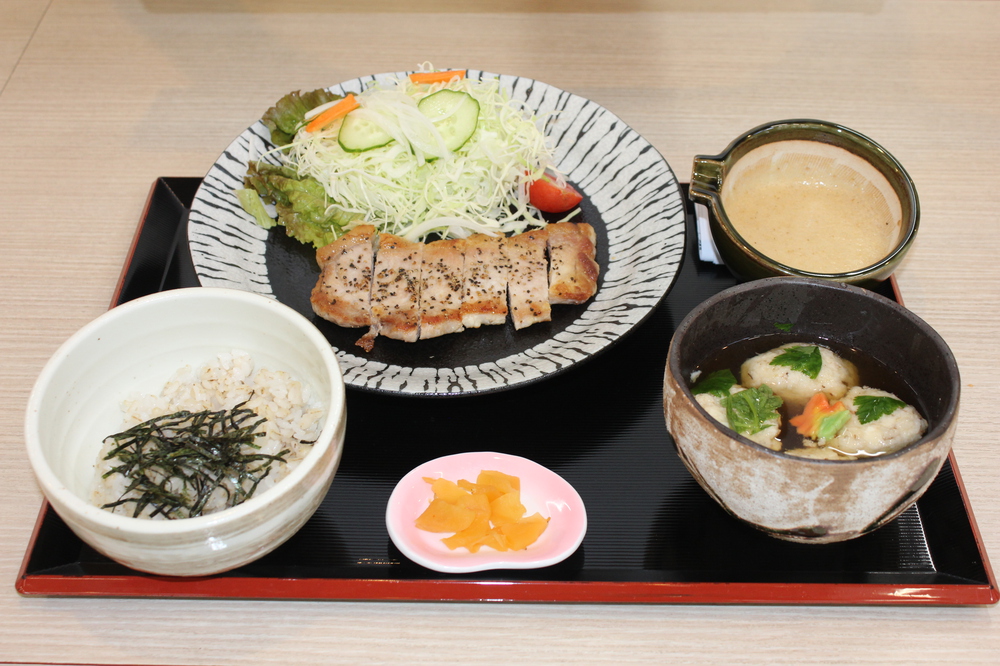 レストラン